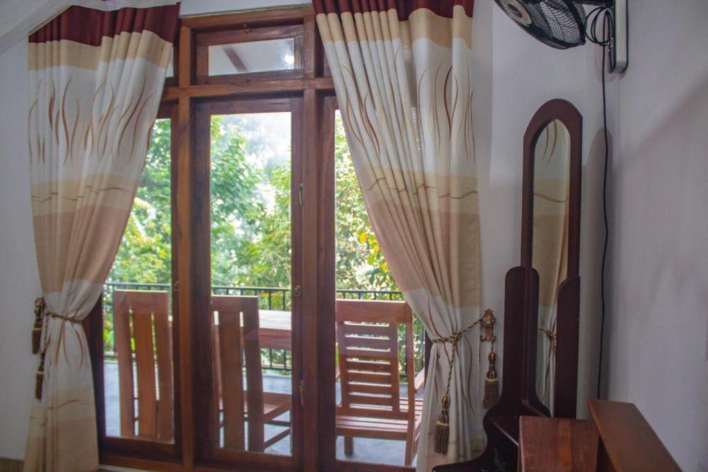 Amado Homestay Ella Exterior photo